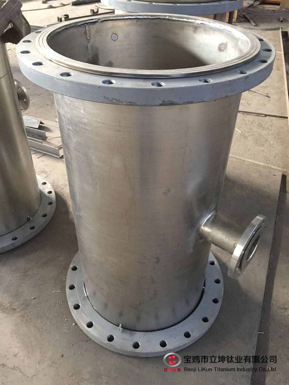 鈦設備-管道三通